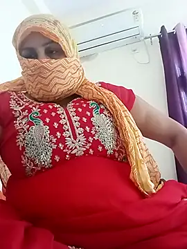 Rakhi sawant143 online show from 04/27/26, 09:40
