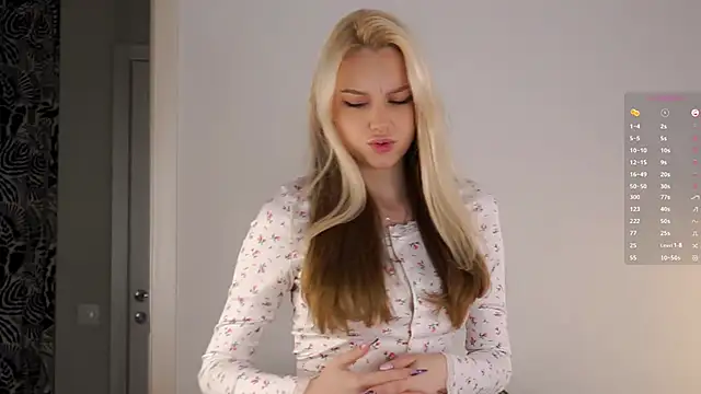 CherieSprinzl online show from 10/12/25, 06:45