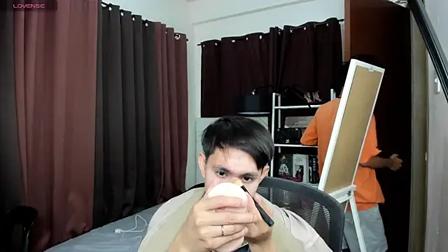 xxxhugecocktwinkxxx online show from 09/25/25, 09:24