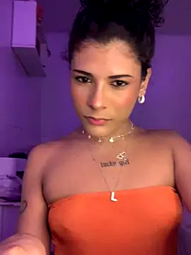 luluzinhax online show from 10/10/25, 02:32