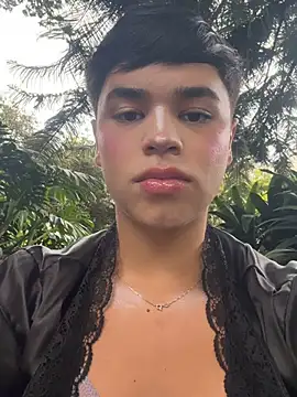 Matt Swett online show from 10/17/25, 01:14