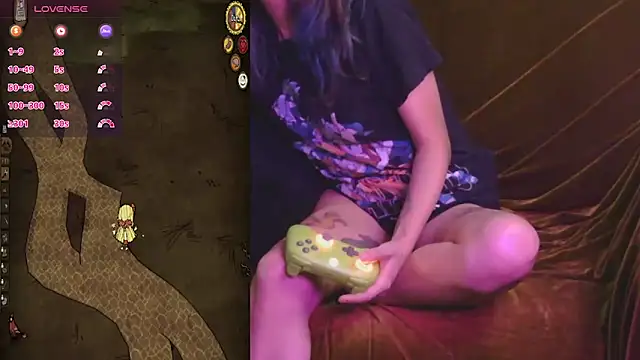 Snapshot of mmmminaDarling chatting on 04/15/26, 05:36 mmmminaDarling online show from 04/15/26, 05:36