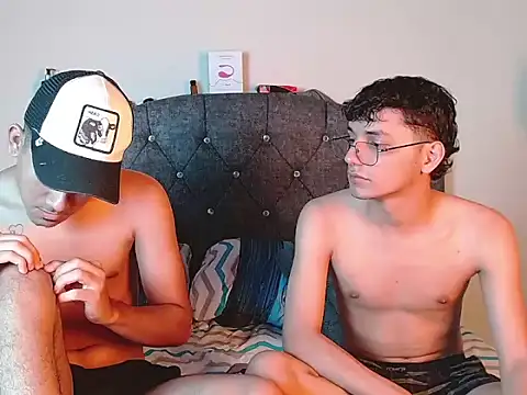 logan willyams  online show from 10/02/25, 10:17