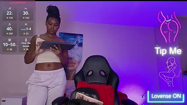 eliza eup online show from 11/05/25, 11:43