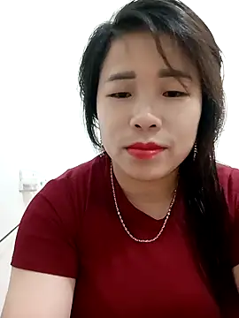Snapshot of sumy-00 chatting on 12/19/25, 02:02 sumy-00 online show from 12/19/25, 02:02