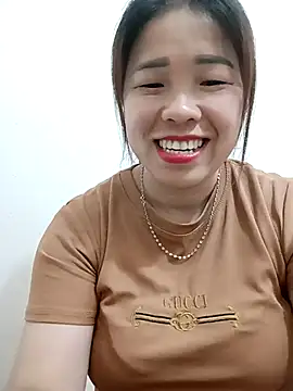 Snapshot of sumy-00 chatting on 12/21/25, 05:36 sumy-00 online show from 12/21/25, 05:36