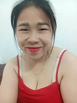 Snapshot of sumy-00 chatting on 02/05/26, 01:32 sumy-00 online show from 02/05/26, 01:32