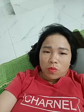 Snapshot of sumy-00 chatting on 05/22/26, 03:39 sumy-00 online show from 05/22/26, 03:39