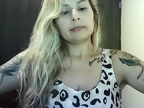 Valery  Rouse  online show from 12/05/25, 08:05