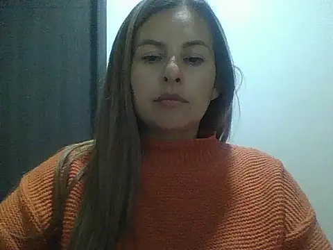 Snapshot of Valery__Rouse_ chatting on 01/08/26, 02:58 Valery Rouse online show from 01/08/26, 02:58