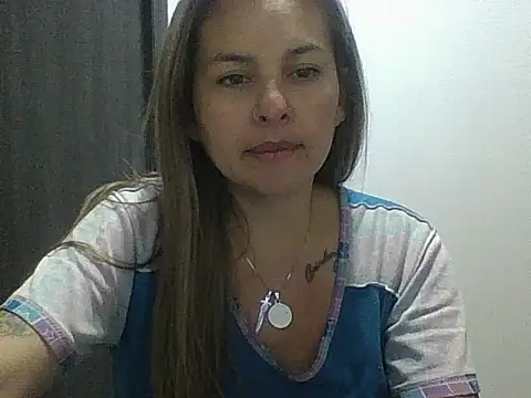 Snapshot of Valery__Rouse_ chatting on 01/10/26, 02:24 Valery Rouse online show from 01/10/26, 02:24