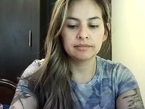 Snapshot of Valery__Rouse_ chatting on 02/01/26, 07:56 Valery Rouse online show from 02/01/26, 07:56