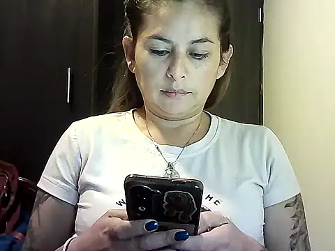 Snapshot of Valery__Rouse_ chatting on 02/11/26, 10:15 Valery Rouse online show from 02/11/26, 10:15
