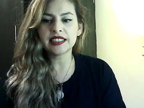 Snapshot of Valery__Rouse_ chatting on 03/10/26, 11:43 Valery Rouse online show from 03/10/26, 11:43