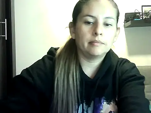 Snapshot of Valery__Rouse_ chatting on 04/29/26, 02:15 Valery Rouse online show from 04/29/26, 02:15