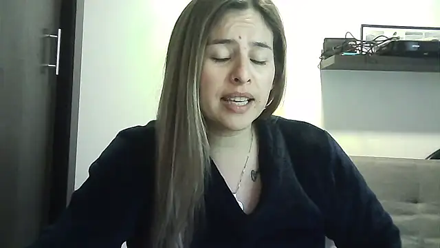 Snapshot of Valery__Rouse_ chatting on 05/03/26, 08:59 Valery Rouse online show from 05/03/26, 08:59
