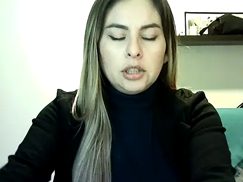 Valery  Rouse  online show from 07/15/26, 01:44