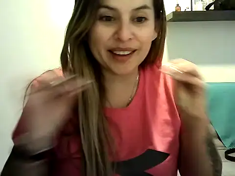 Valery  Rouse  online show from 07/15/26, 10:04