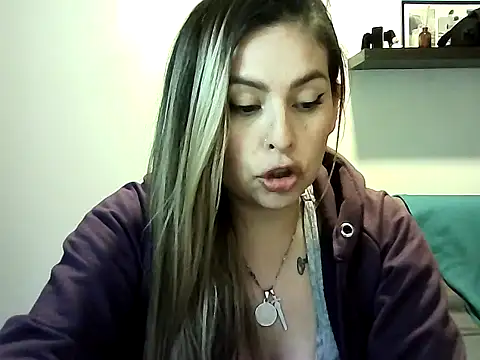 Valery  Rouse  online show from 08/01/26, 02:11