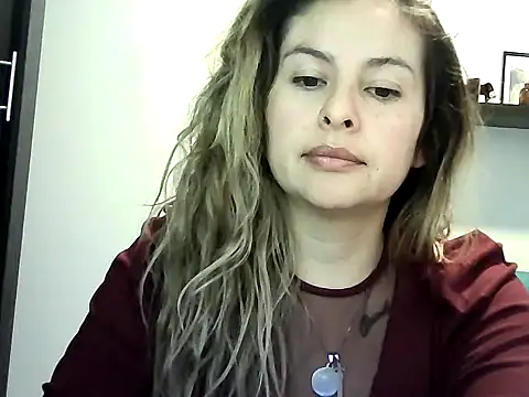 Valery  Rouse  online show from 08/03/26, 08:23
