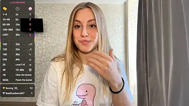 DreamyOlivia online show from 09/14/25, 10:25