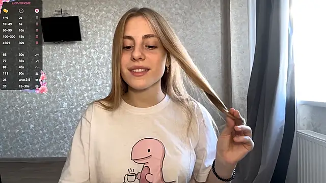 DreamyOlivia online show from 10/07/25, 01:08