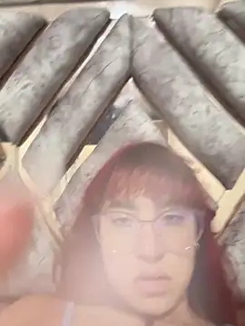 Snapshot of The_Best_Melissa chatting on 10/17/25, 03:53 The Best Melissa online show from 10/17/25, 03:53