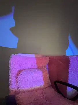 Snapshot of The_Best_Melissa chatting on 10/24/25, 04:58 The Best Melissa online show from 10/24/25, 04:58