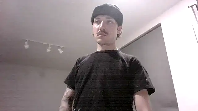 Snapshot of Jbenz420 chatting on 05/10/26, 05:23 Jbenz420 online show from 05/10/26, 05:23