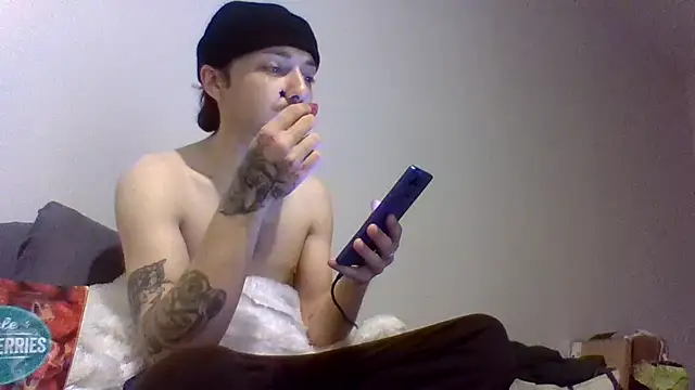 Snapshot of Jbenz420 chatting on 05/19/26, 01:56 Jbenz420 online show from 05/19/26, 01:56