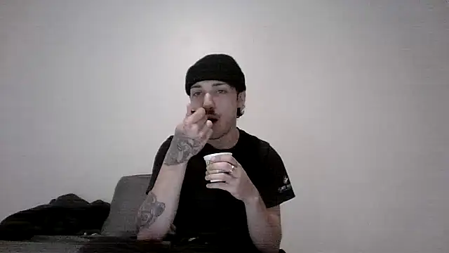 Snapshot of Jbenz420 chatting on 05/29/26, 11:25 Jbenz420 online show from 05/29/26, 11:25