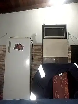 Fiorellayleo online show from 09/12/25, 10:48