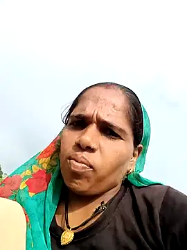 Snapshot of Hot-honi chatting on 09/28/25, 02:28 Hot-honi online show from 09/28/25, 02:28