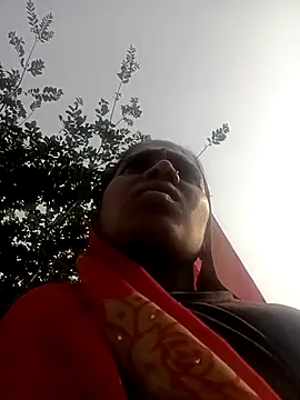 Hot-honi online show from 11/19/25, 09:53