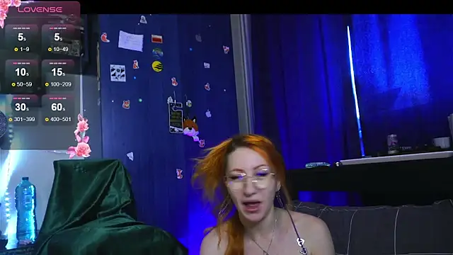 DaddysLittleSlutfox online show from 05/29/26, 12:25
