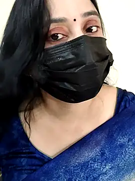 Monica cams online show from 10/27/25, 04:16