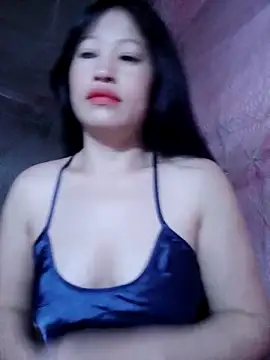 VanGau031694 online show from 10/19/25, 04:29