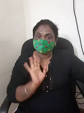 Snapshot of Tamil_Kavitha10 chatting on 09/16/25, 02:07 Tamil Kavitha10 online show from 09/16/25, 02:07