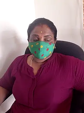 Snapshot of Tamil_Kavitha10 chatting on 09/18/25, 09:33 Tamil Kavitha10 online show from 09/18/25, 09:33