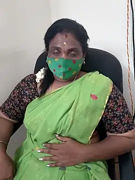 Snapshot of Tamil_Kavitha10 chatting on 09/20/25, 07:04 Tamil Kavitha10 online show from 09/20/25, 07:04