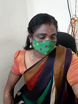 Snapshot of Tamil_Kavitha10 chatting on 10/02/25, 03:41 Tamil Kavitha10 online show from 10/02/25, 03:41