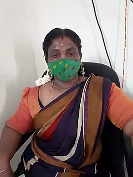 Snapshot of Tamil_Kavitha10 chatting on 10/14/25, 08:48 Tamil Kavitha10 online show from 10/14/25, 08:48