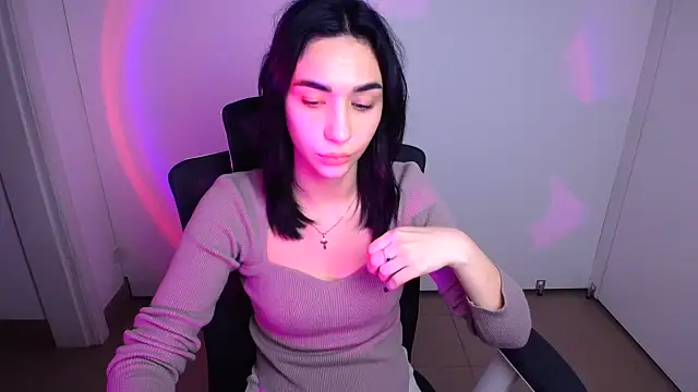 Bella Night4 online show from 10/11/25, 05:50