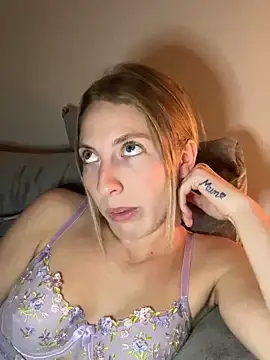 CheekyChelseaX online show from 11/11/25, 08:20