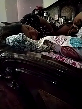 7incpink online show from 09/14/25, 02:44