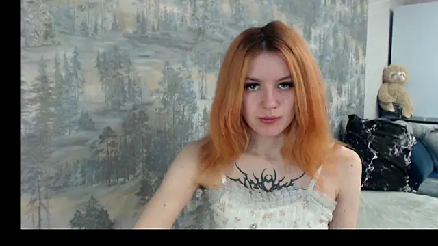  Elina   online show from 10/07/25, 07:27