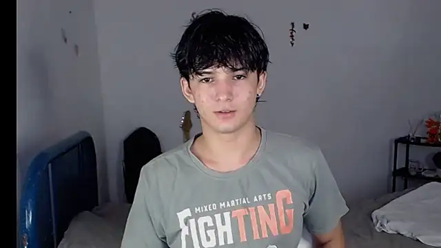 Snapshot of big_lunatic chatting on 09/14/25, 07:18 big lunatic online show from 09/14/25, 07:18