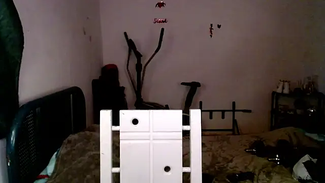 Snapshot of big_lunatic chatting on 11/08/25, 06:46 big lunatic online show from 11/08/25, 06:46