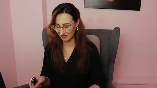 LysAd online show from 11/17/25, 04:13