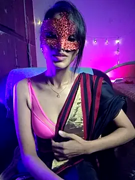 Snapshot of royeoy22 chatting on 09/24/25, 01:58 royeoy22 online show from 09/24/25, 01:58